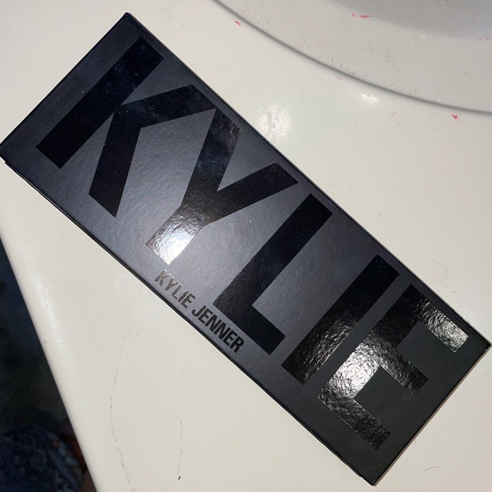 Kylie Cosmetics Eyeshadow Pallete